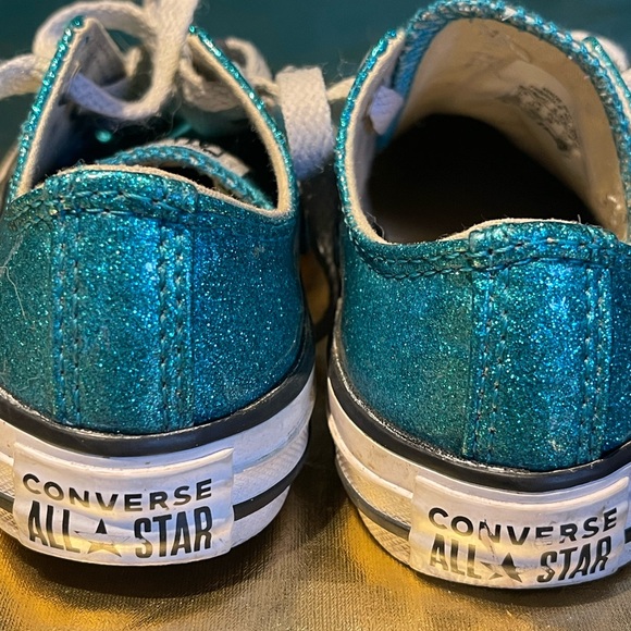 Blue sparkle kids converse - Picture 3 of 3
